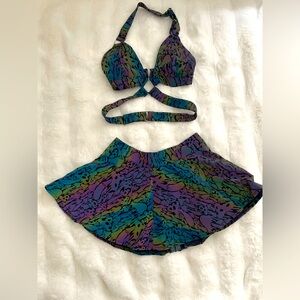 NWOT iheartraves “fantastic fungi” rainbow reflective set!! Size Sm top & bottom